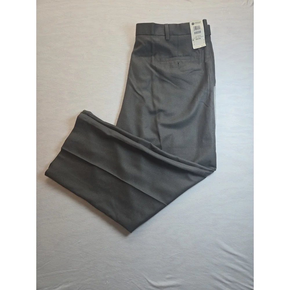 Haggar 42Wx29L Heather Gray Brown  Plain Front Classic Fit Mens Pants NWT